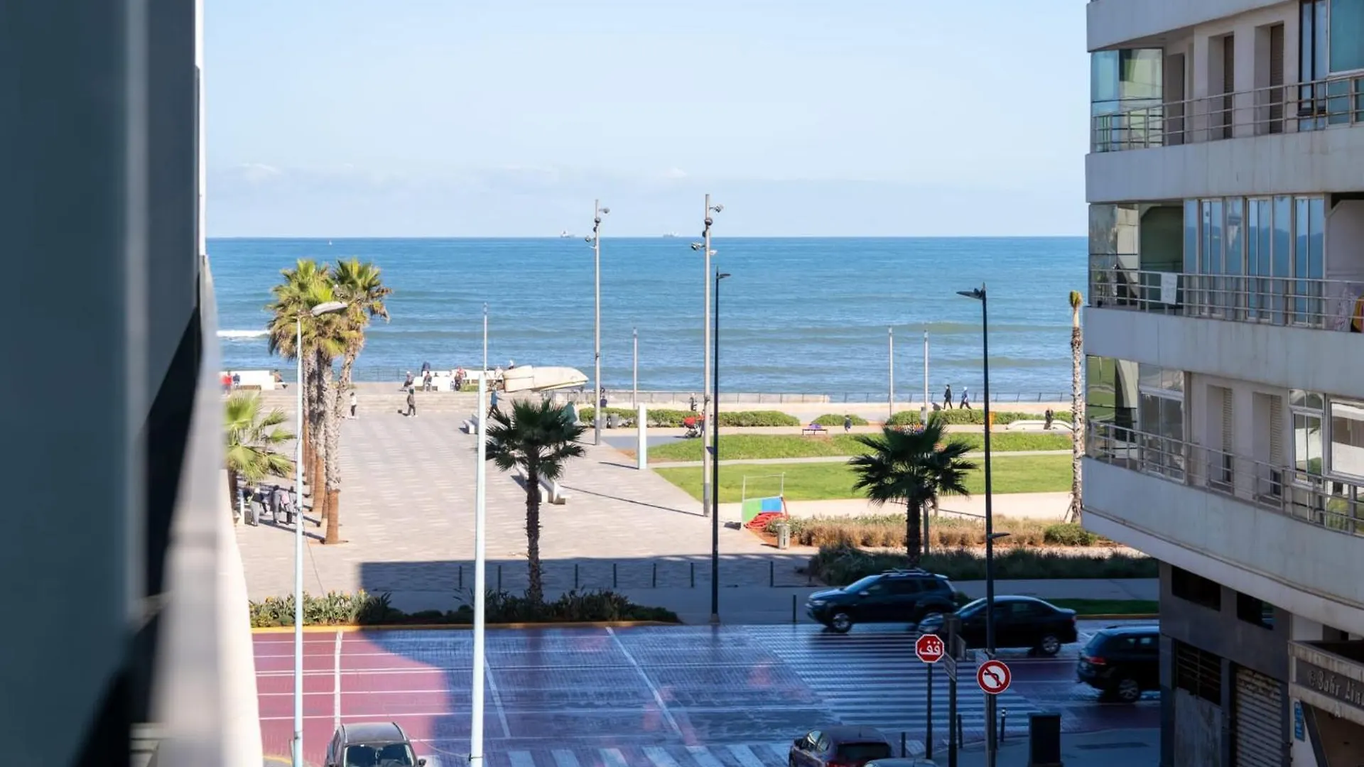 Contatti di Encore Plus Beau Studio Seaview